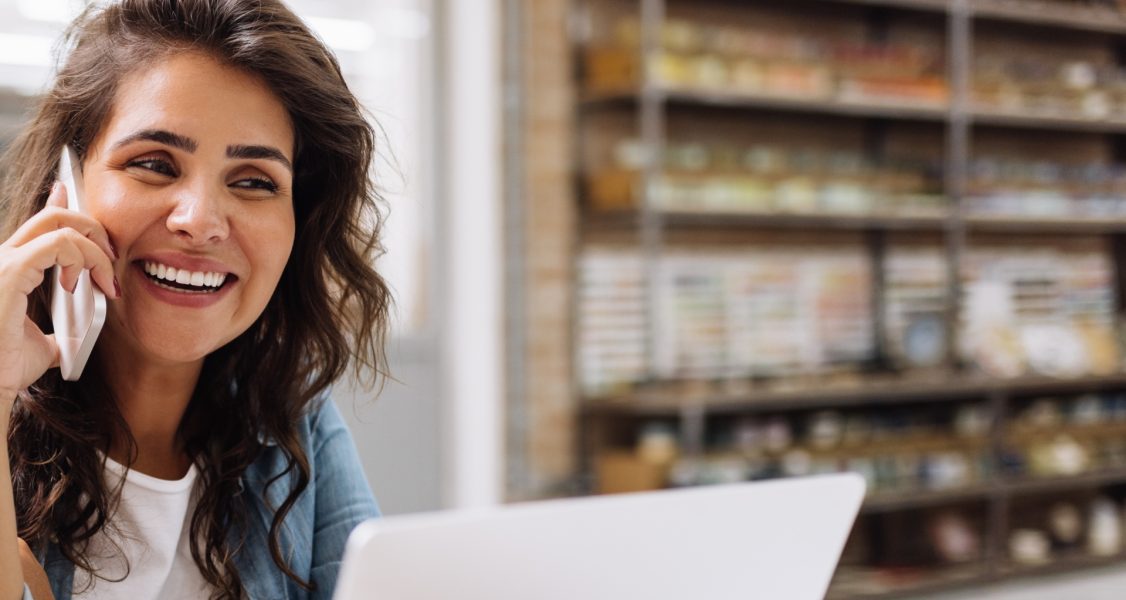 Call Answering Service | Live & AI Answering Services | AnswerHero™